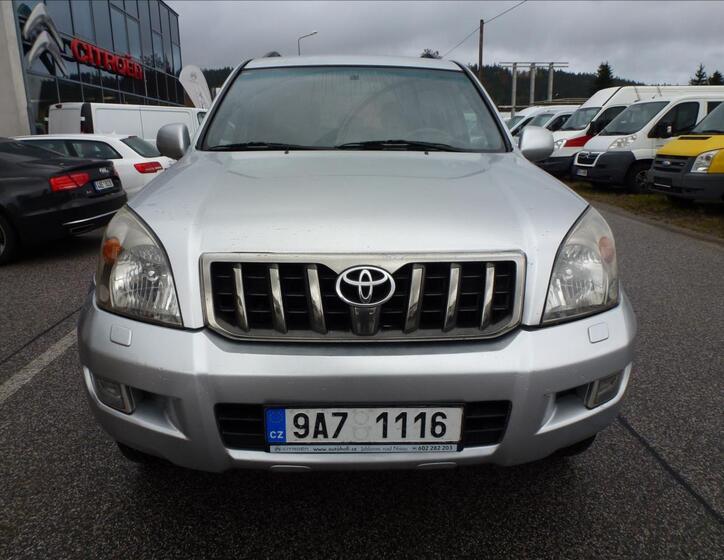 Toyota Land Cruiser 4