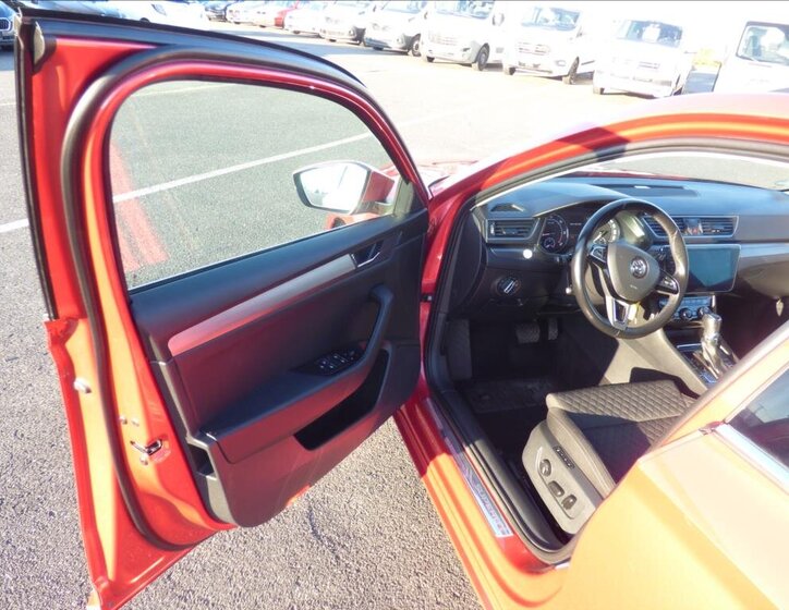 Škoda Superb Kombi 2,0 l 110 kw