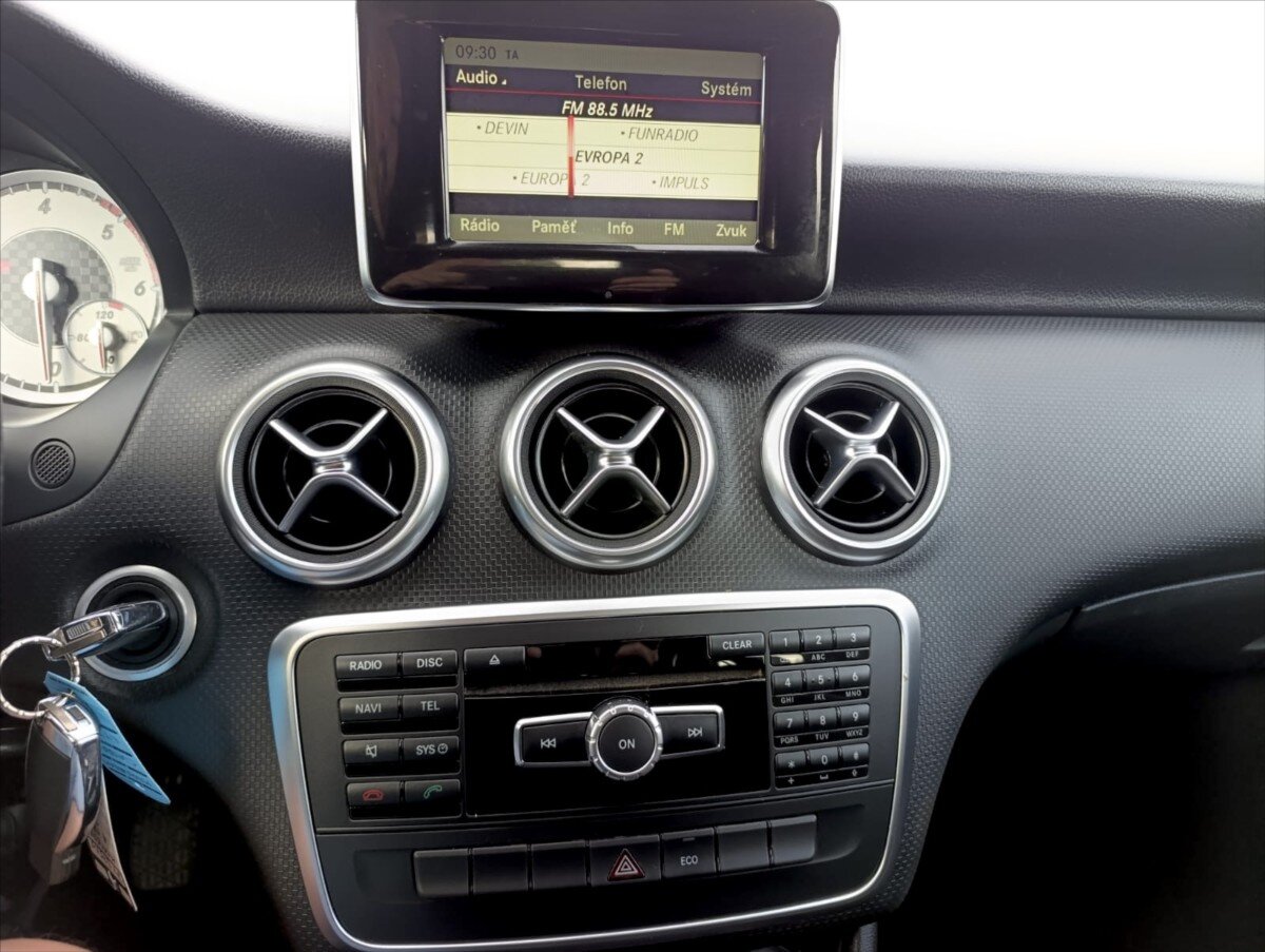 Mercedes-Benz Třídy A Kombi 1,5 l 80 kw