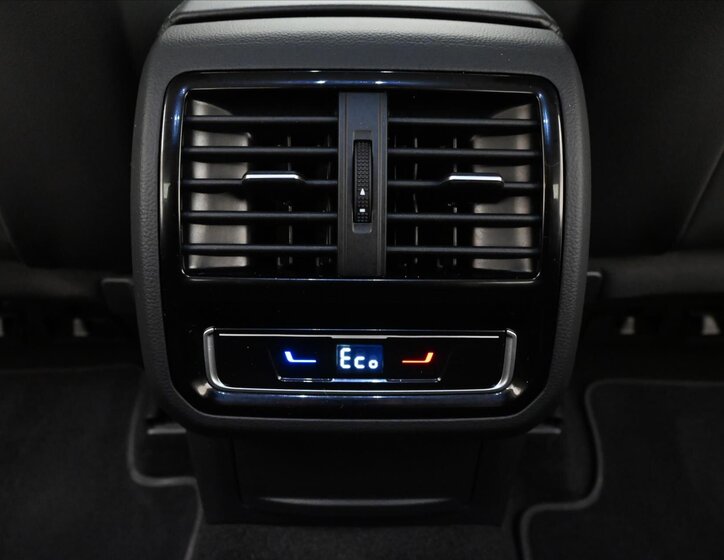 Volkswagen Passat Sedan 1,4 l 115 kw