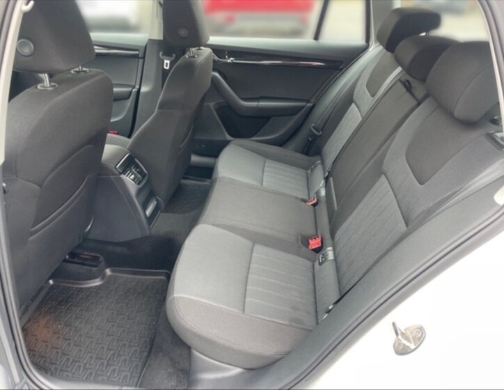 Škoda Octavia Kombi 1,5 l 110 kw