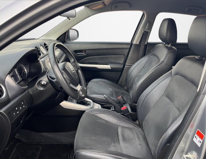 Suzuki Vitara SUV 1,6 l 88 kw