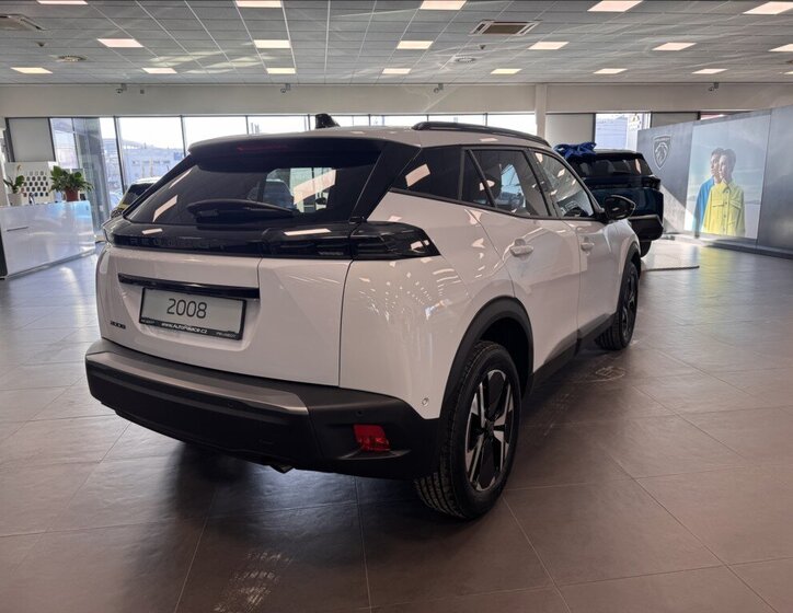 Peugeot 2008 SUV / Terénní 1,2 l 81 kw