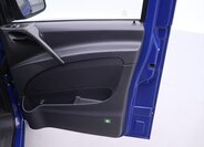 Mercedes-Benz Vito 13