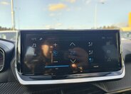 Peugeot 2008 Hatchback 1,2 l 74 kw