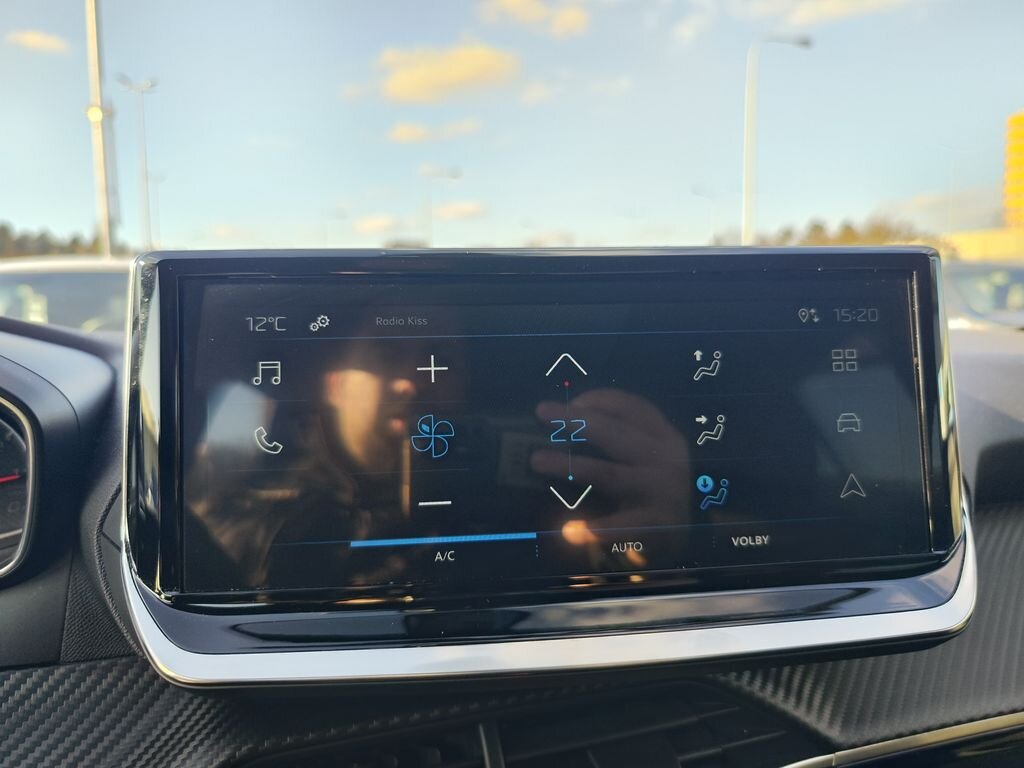 Peugeot 2008 Hatchback 1,2 l 74 kw