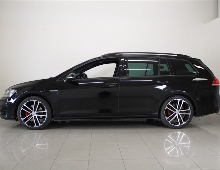 Volkswagen Golf Kombi 2,0 l 135 kw