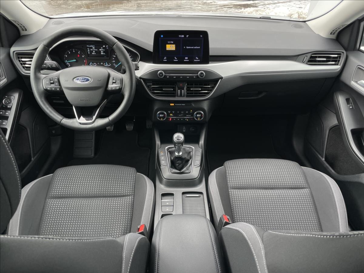 Ford Focus Kombi 999,0 92 kw