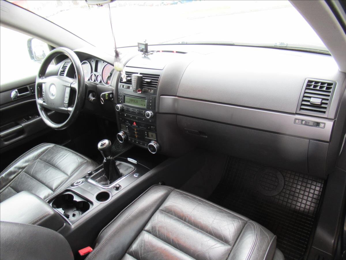 Volkswagen Touareg Kombi 2,5 l 165 kw