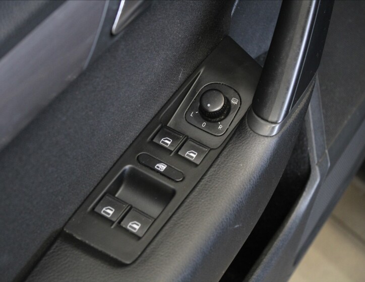 Volkswagen Passat 13