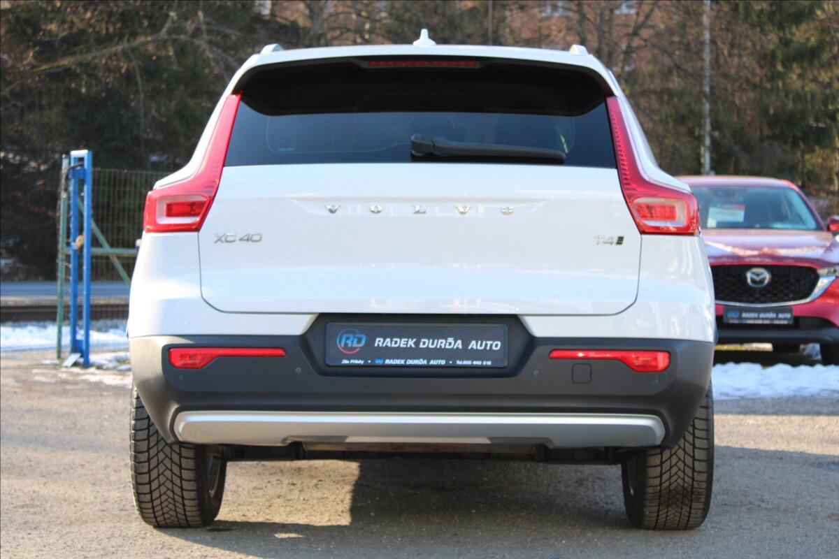 Volvo XC40 SUV 2,0 l 140 kw