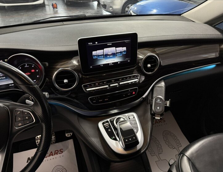 Mercedes-Benz Třídy V 15