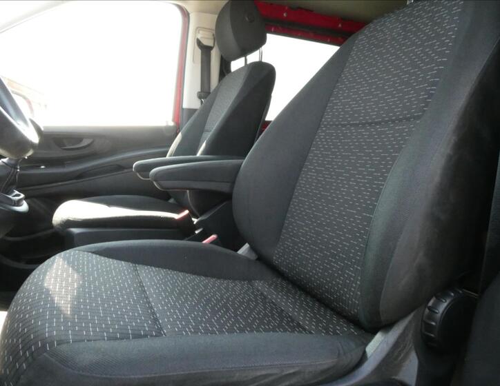 Mercedes-Benz Vito 29