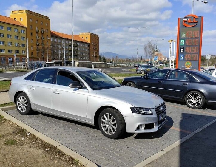 Audi A4 Sedan / Limuzína 0,0 140 kw