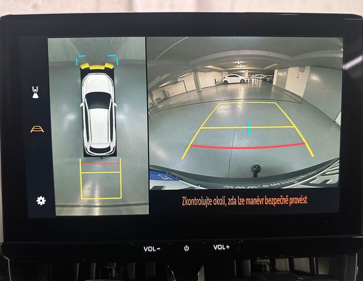 Toyota Corolla Cross 16