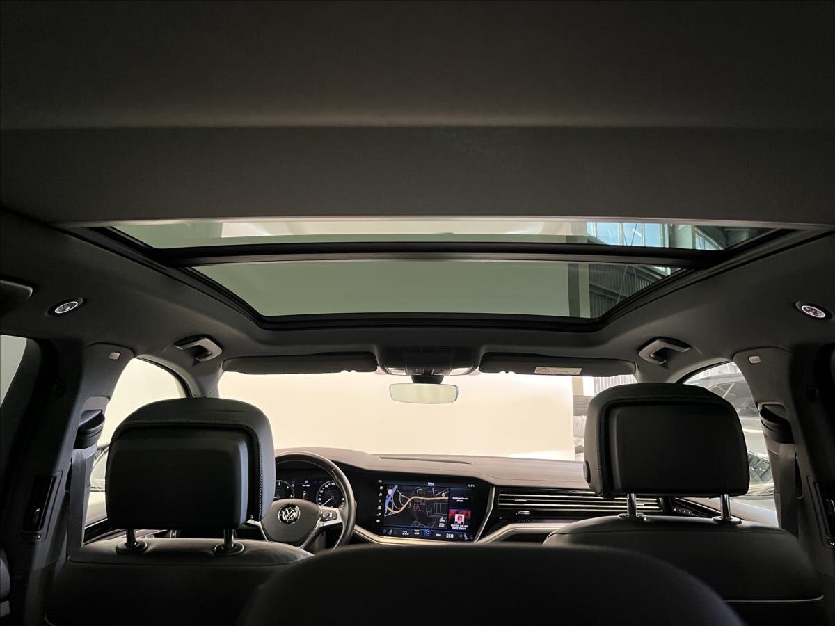 Volkswagen Touareg SUV 3,0 l 210 kw