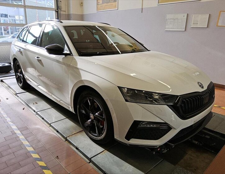 Škoda Octavia Kombi 2,0 l 147 kw