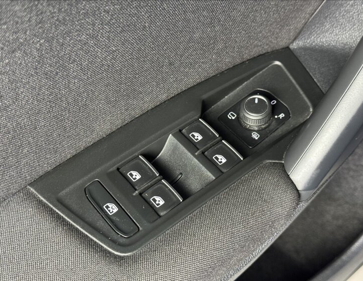 Volkswagen Tiguan SUV / Terénní 1,5 l 110 kw