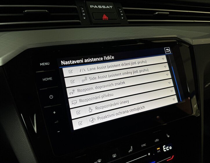 Volkswagen Passat Kombi 1,4 l 160 kw