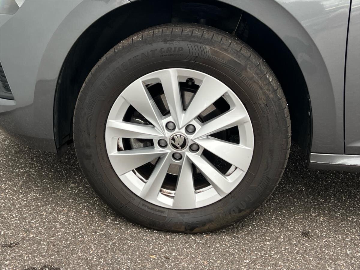 Škoda Kamiq Hatchback 999,0 85 kw