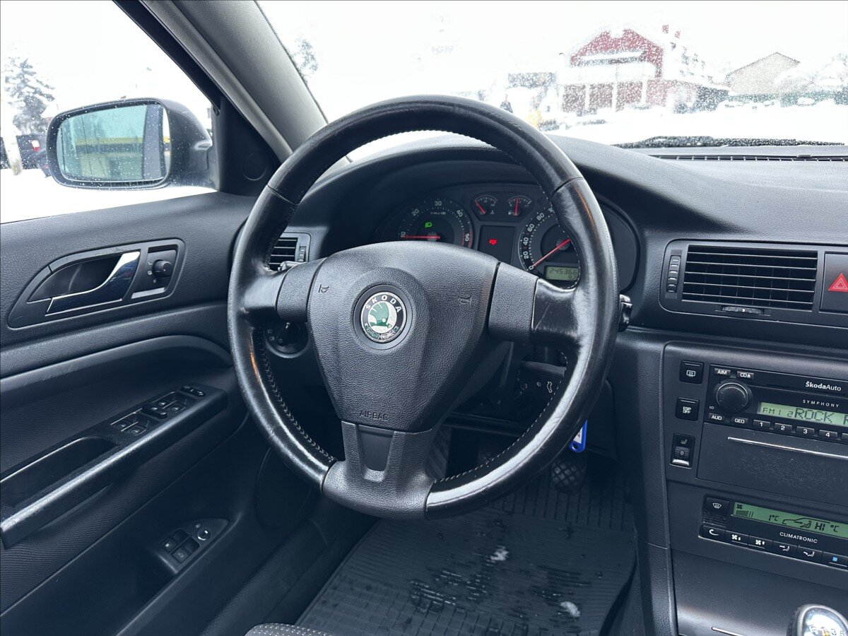 Škoda Superb Sedan 2,0 l 103 kw