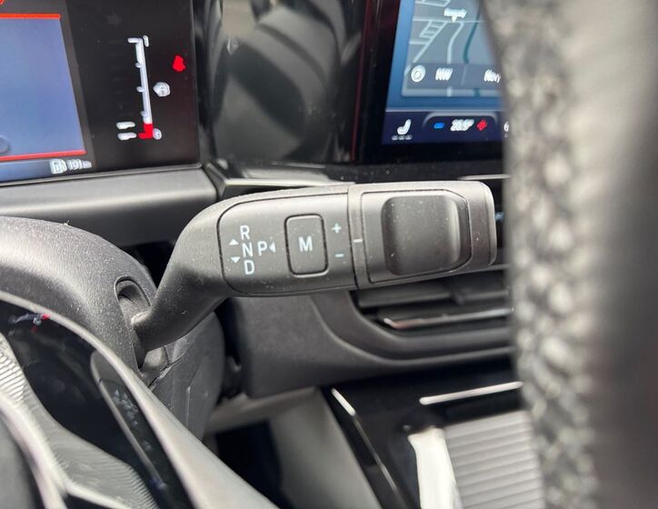 Ford Tourneo Custom 17