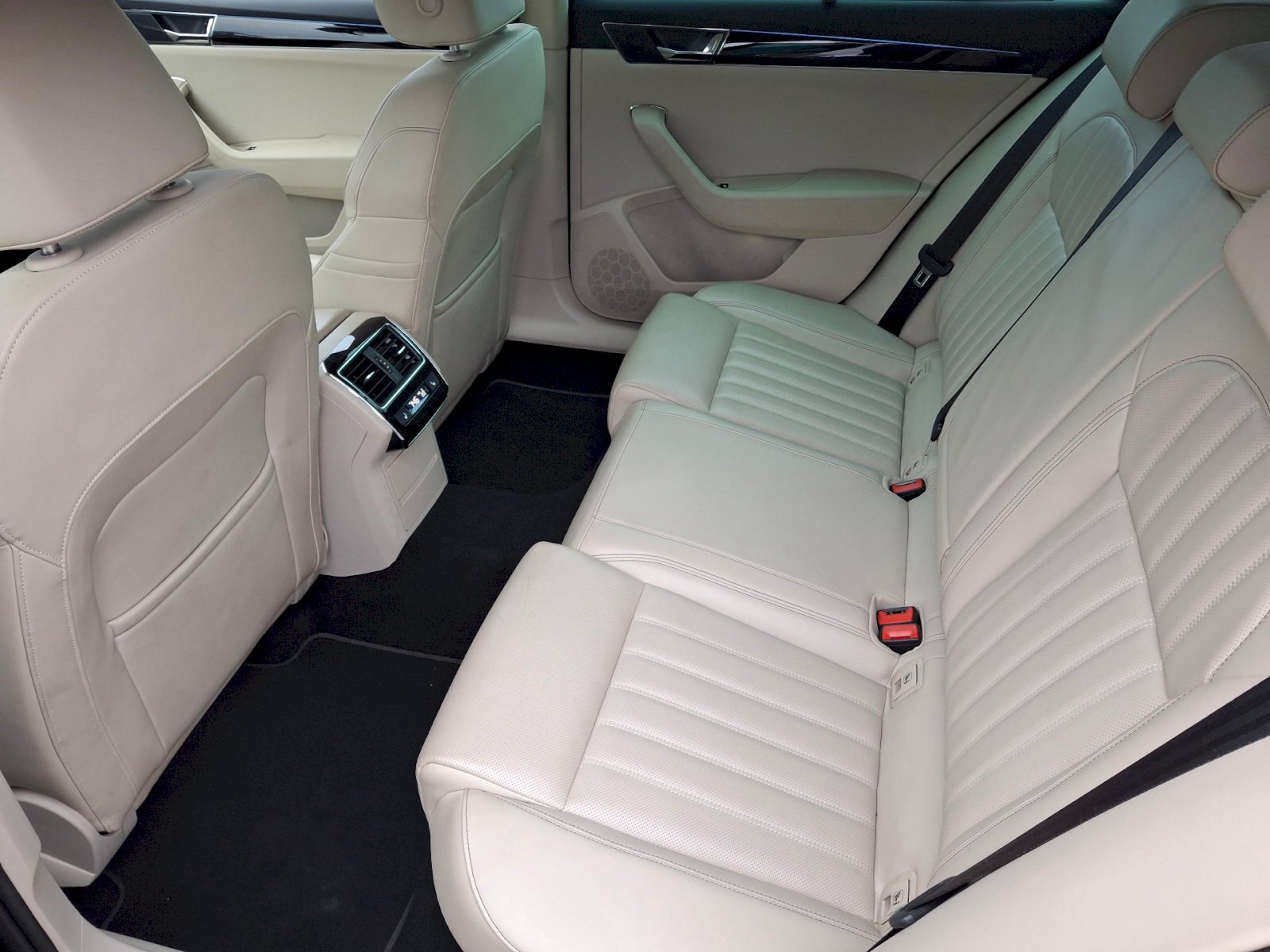 Škoda Superb Kombi 2,0 l 147 kw