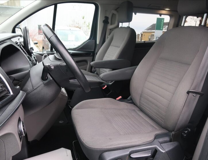 Ford Tourneo Custom Ostatní 2,0 l 136 kw