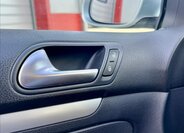 Volkswagen Golf Kombi 1,6 l 77 kw