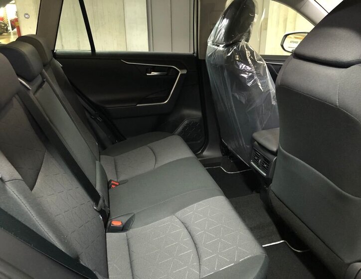 Toyota RAV4 SUV 2,5 l 163 kw