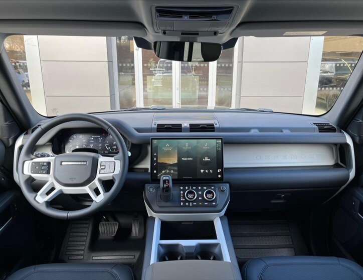 Land Rover Defender SUV 3,0 l 147 kw