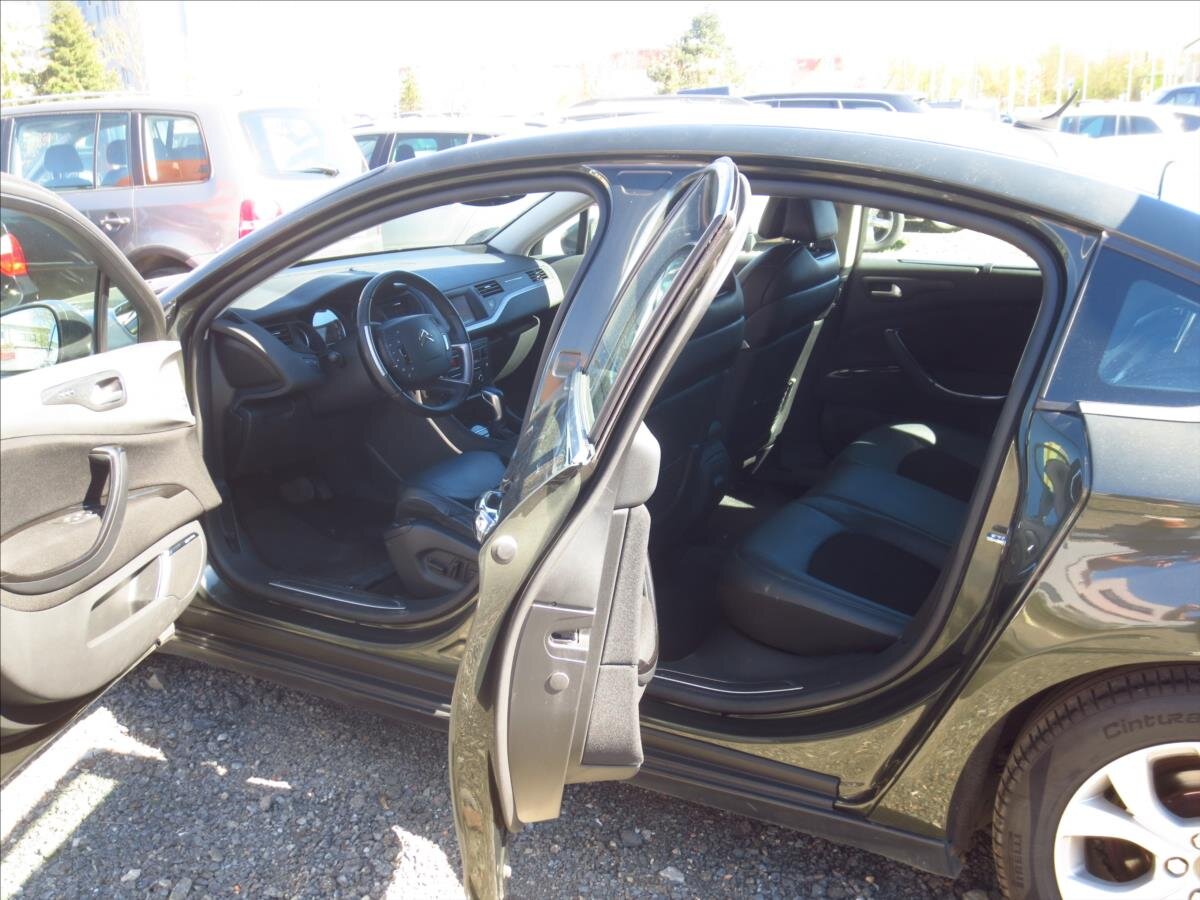 Citroën C5 Sedan / Limuzína 2,0 l 103 kw