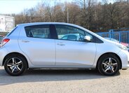 Toyota Yaris Hatchback 998,0 51 kw