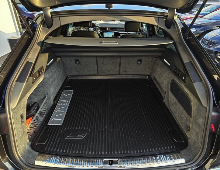 Audi A6 Allroad Kombi 3,0 l 250 kw