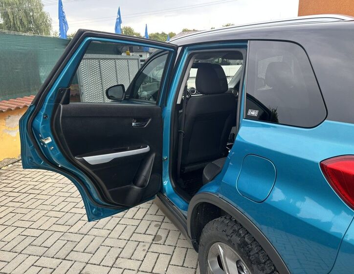 Suzuki Vitara 23