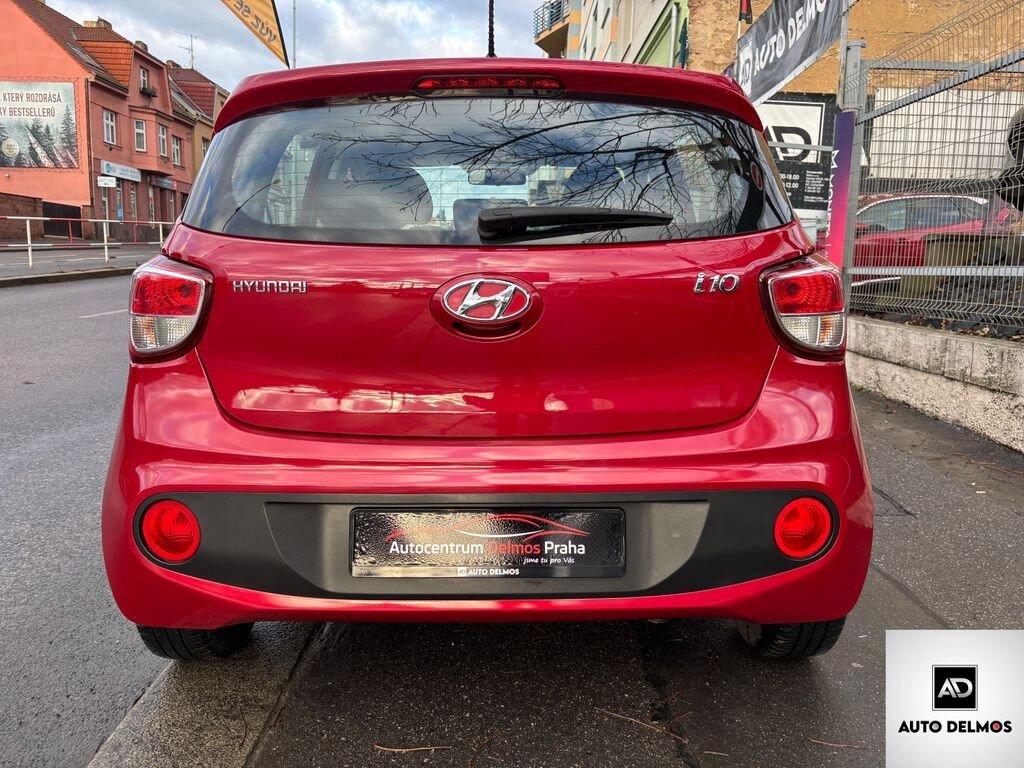 Hyundai i10