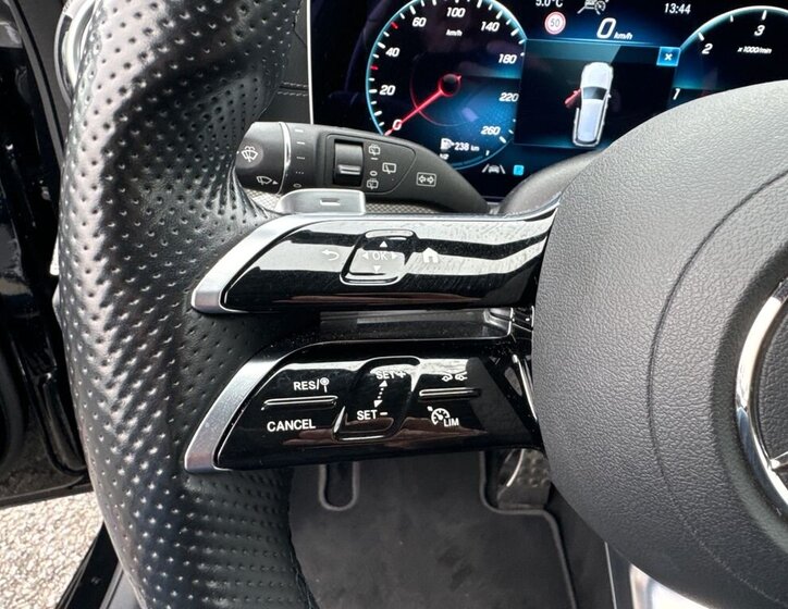 Mercedes-Benz Třídy E Kombi 2,9 l 243 kw