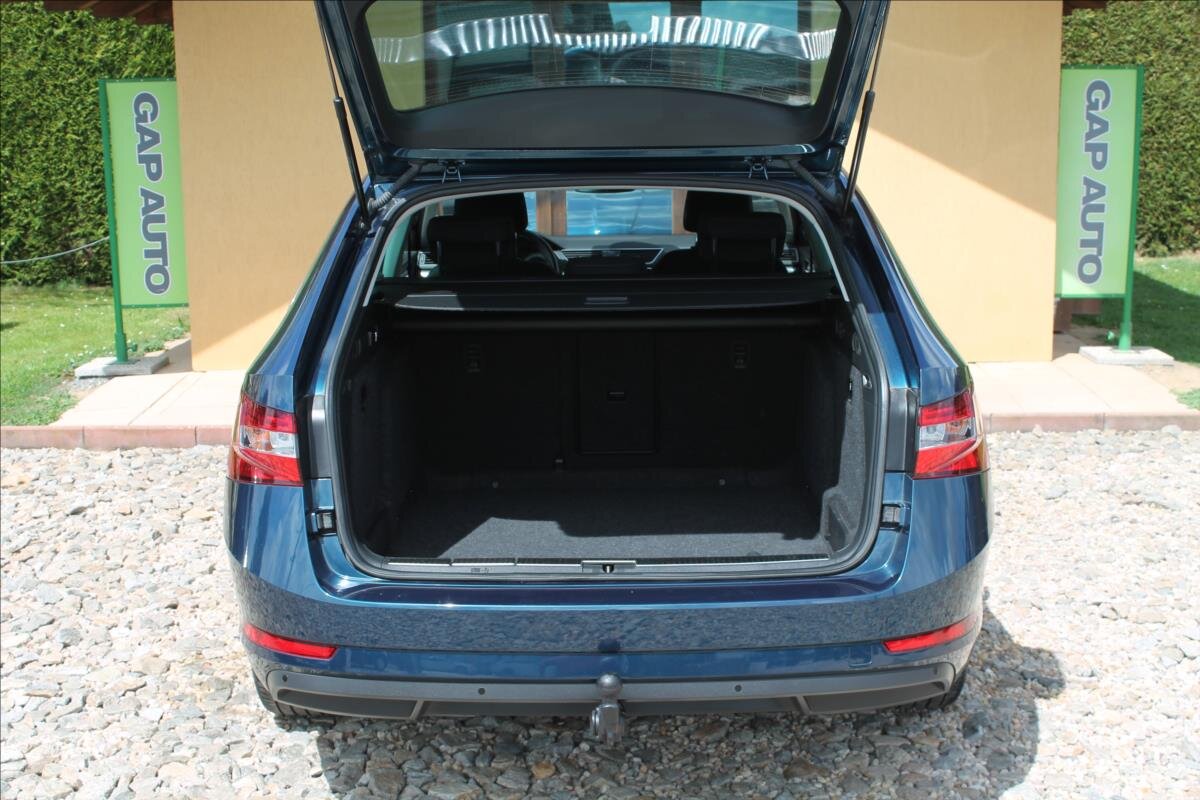 Škoda Superb Kombi 2,0 l 110 kw