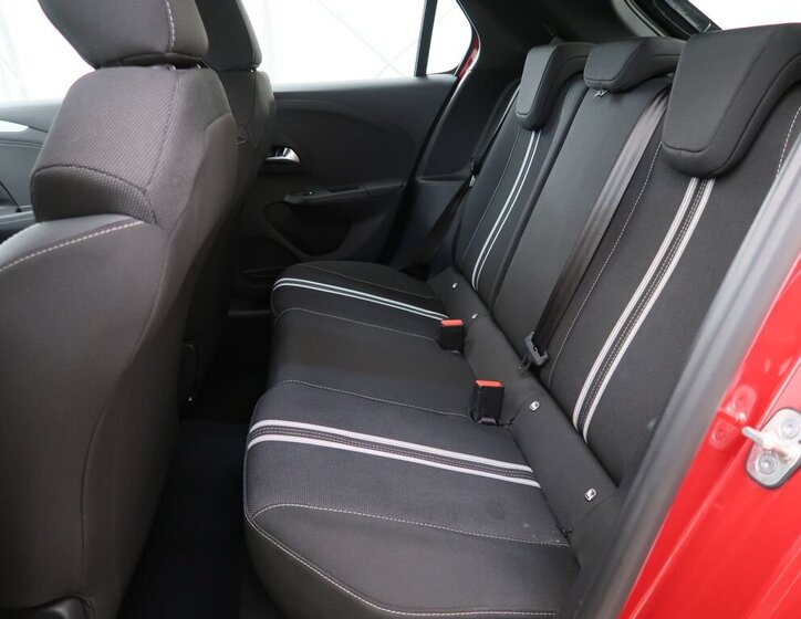 Opel Corsa Hatchback 1,2 l 74 kw