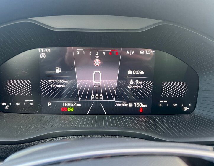 Škoda Karoq SUV 1,5 l 110 kw