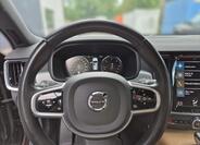 Volvo V90 8