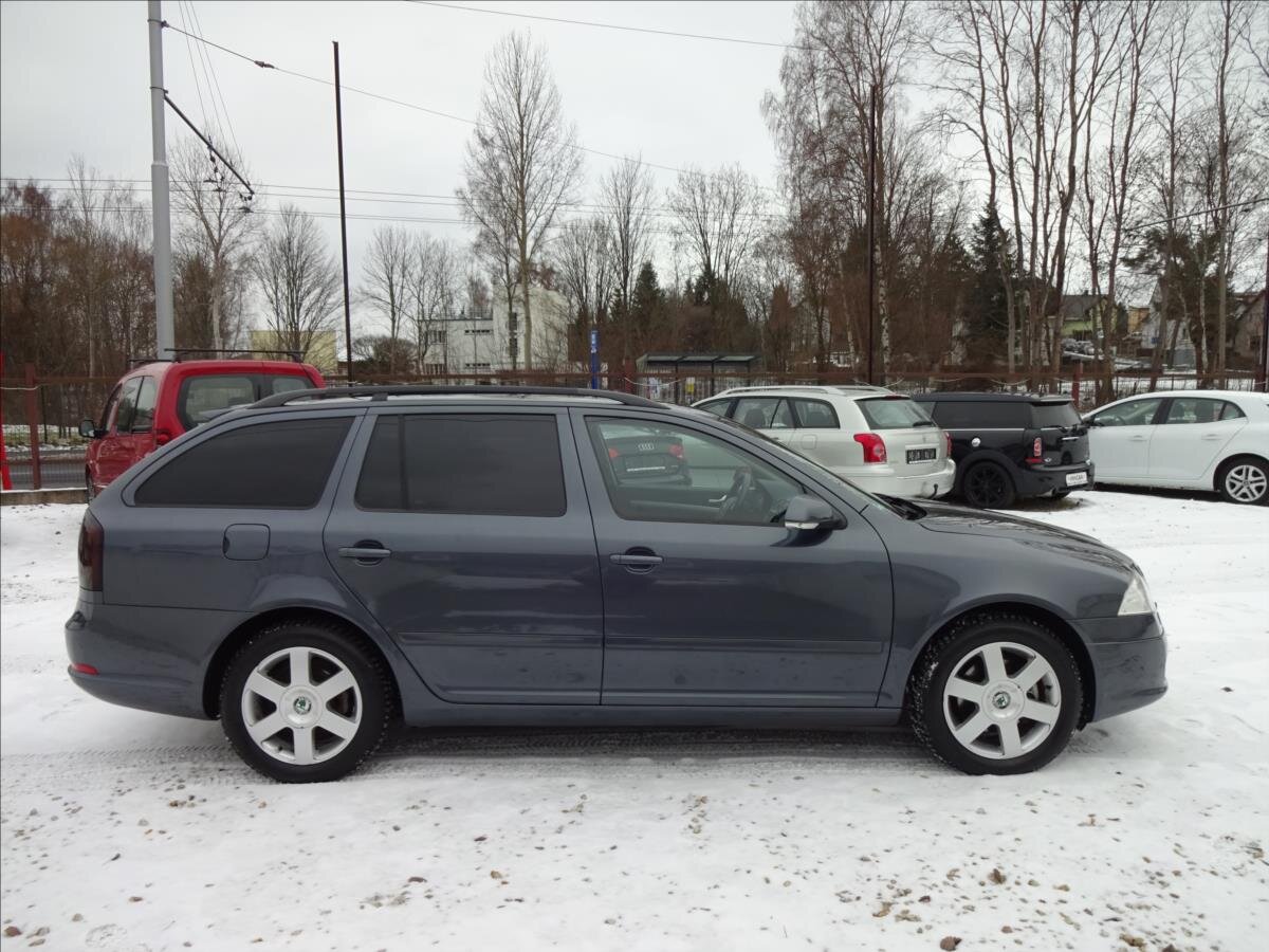 Škoda Octavia Kombi 1,8 l 118 kw