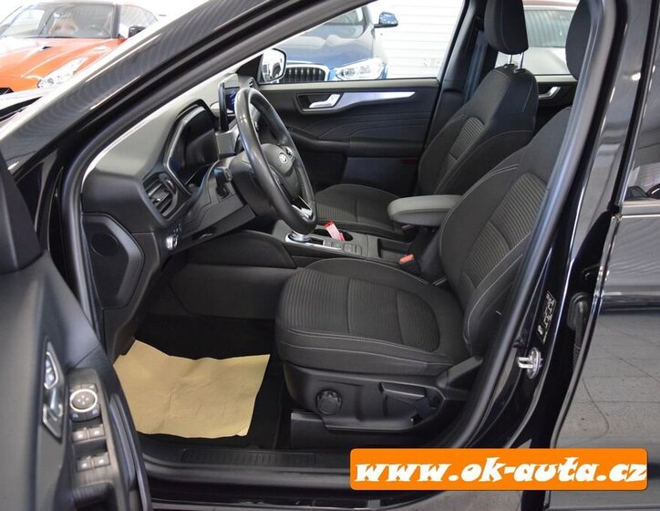 Ford Kuga SUV / Terénní 2,5 l 112 kw