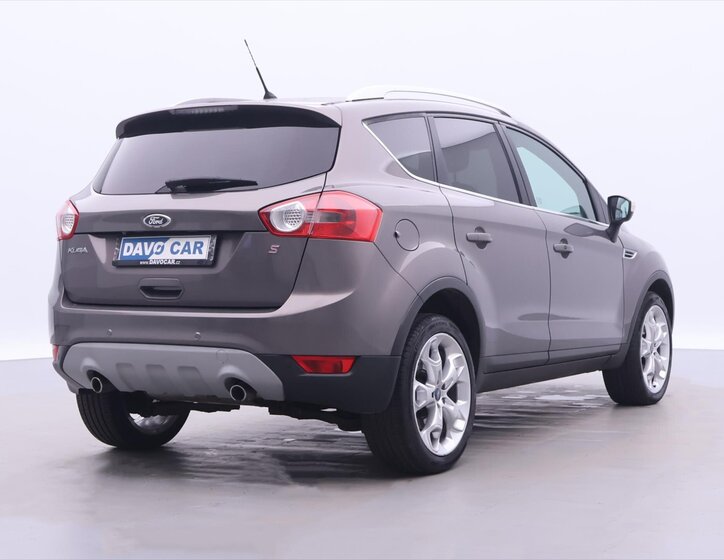 Ford Kuga SUV / Terénní 2,0 l 103 kw