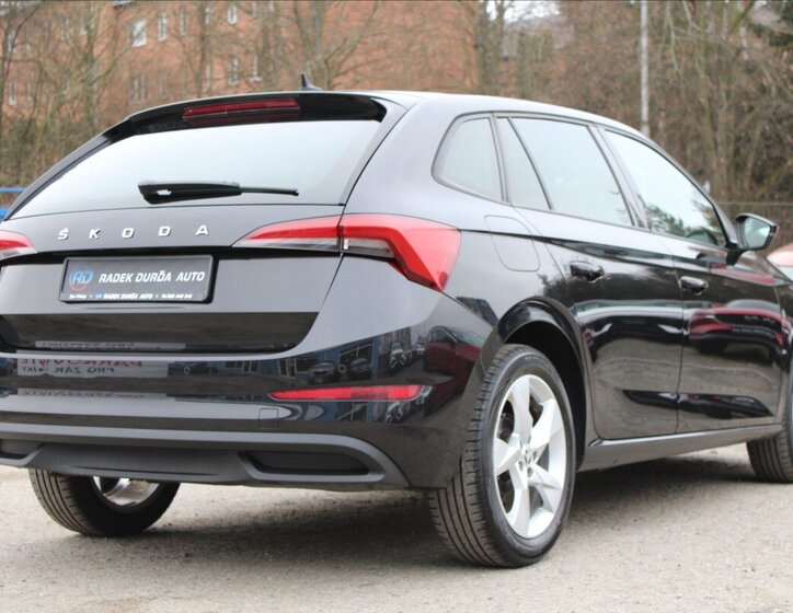 Škoda Scala 5