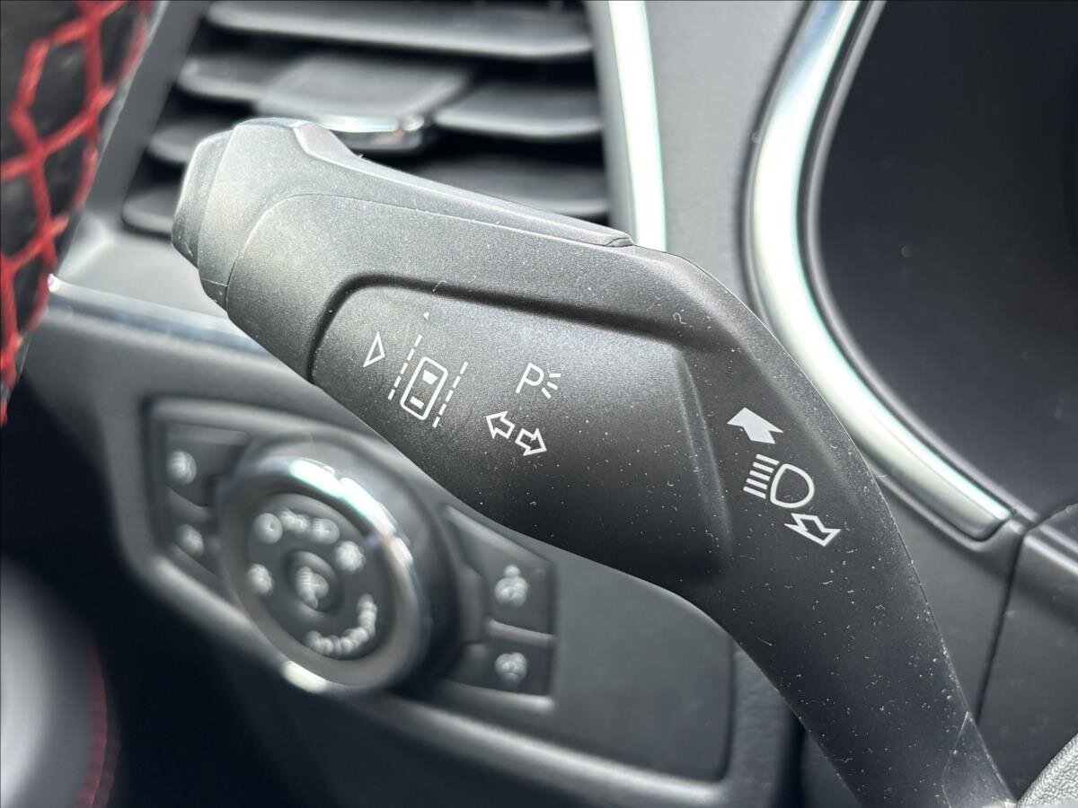 Ford S-MAX MPV 2,0 l 140 kw