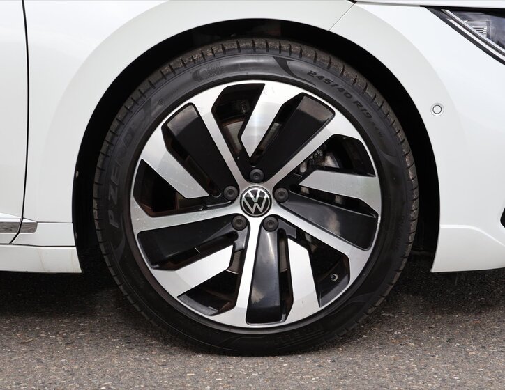 Volkswagen Arteon 38