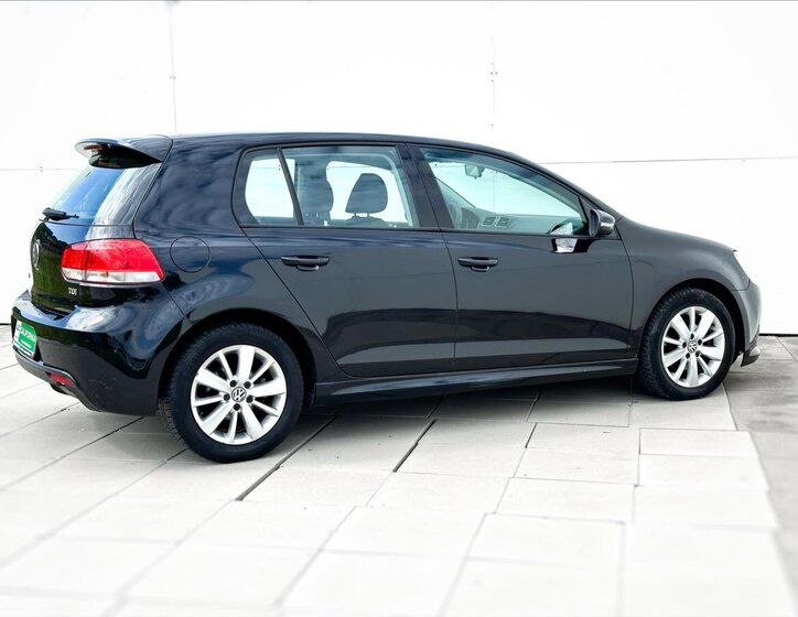 Volkswagen Golf Hatchback 1,6 l 77 kw