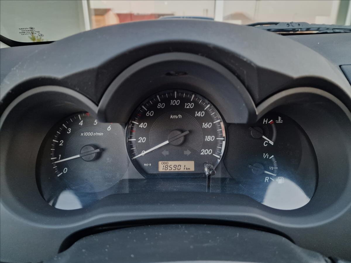 Toyota Hilux Pick-up 2,5 l 106 kw