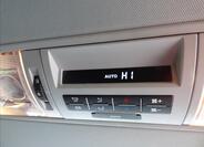 Volkswagen Caravelle 38